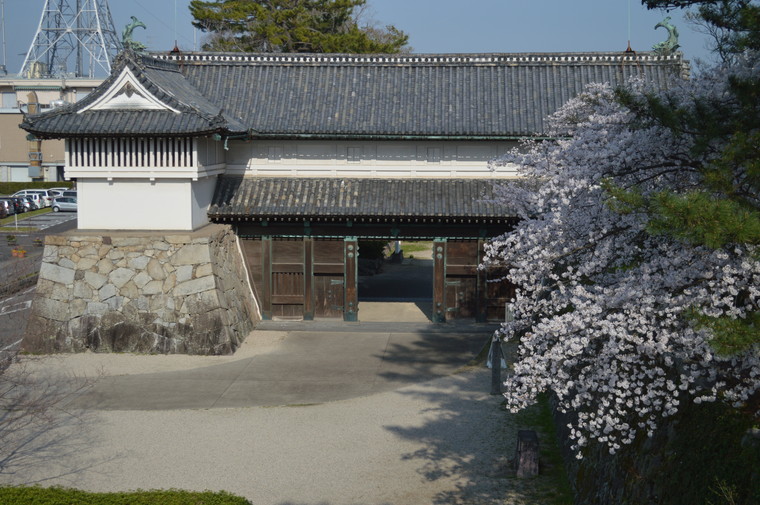 佐賀城鯱の門及び続櫓